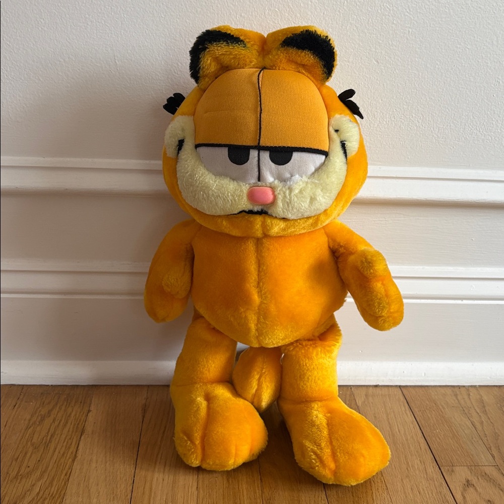 Vintage Garfield Plush Stuffed Animal
